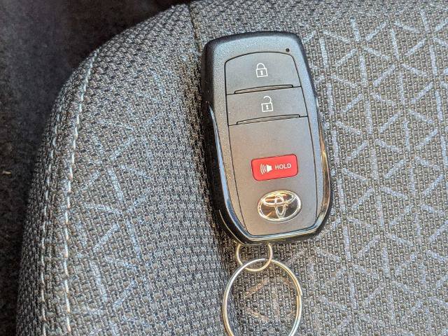 Used 2026 Toyota 4Runner SR5 AWD/4WD image 32