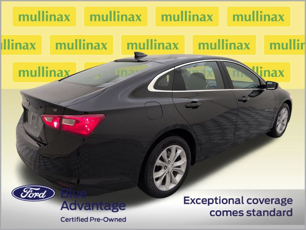 Used 2025 Chevrolet Malibu LT FWD image 3