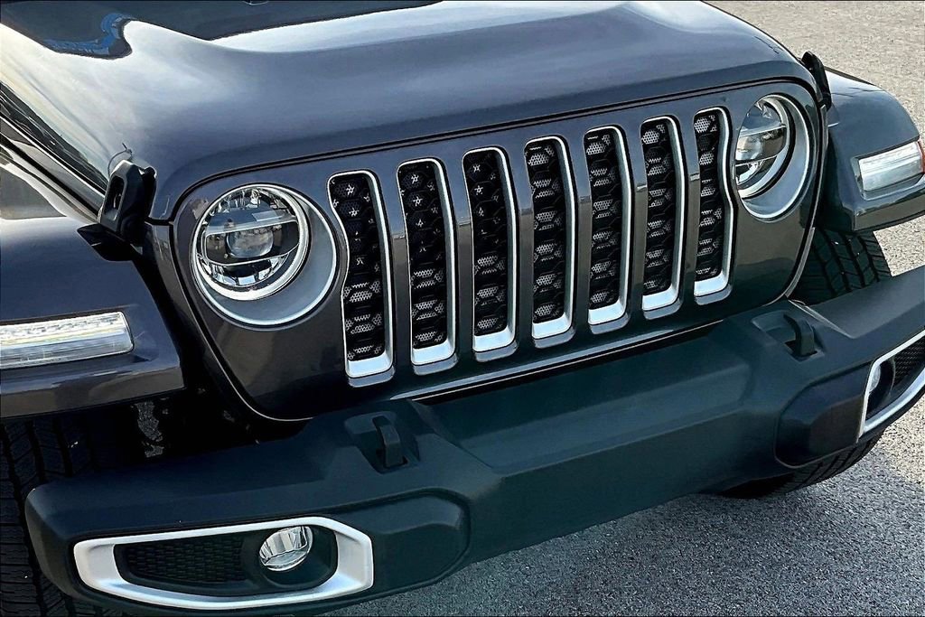 Used 2021 Jeep Wrangler Unlimited Sahara w/ Cold Weather Group AWD/4WD image 29