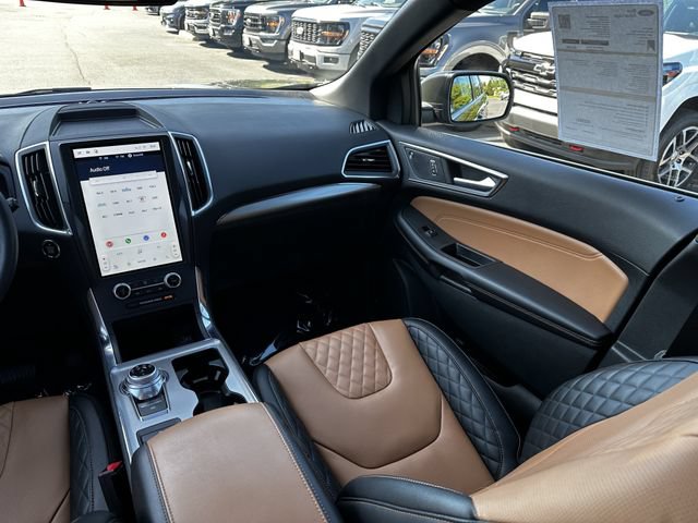 Certified 2024 Ford Edge Titanium w/ Titanium Elite Package AWD/4WD image 17