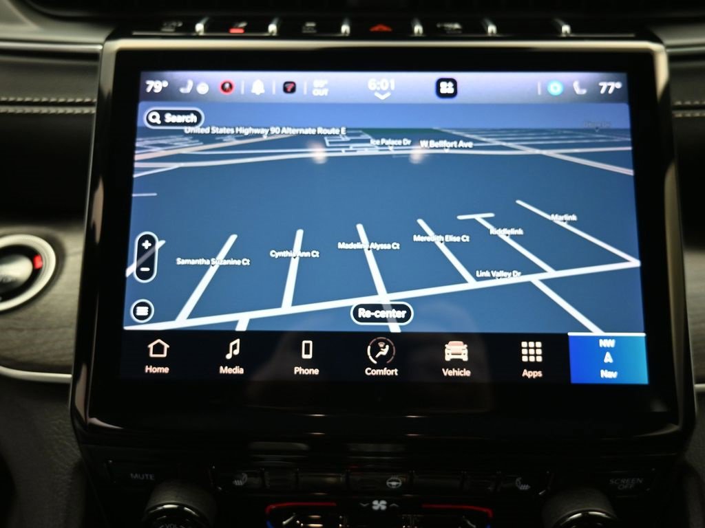 Used 2024 Jeep Grand Cherokee L Limited w/ Black Appearance Package image 9