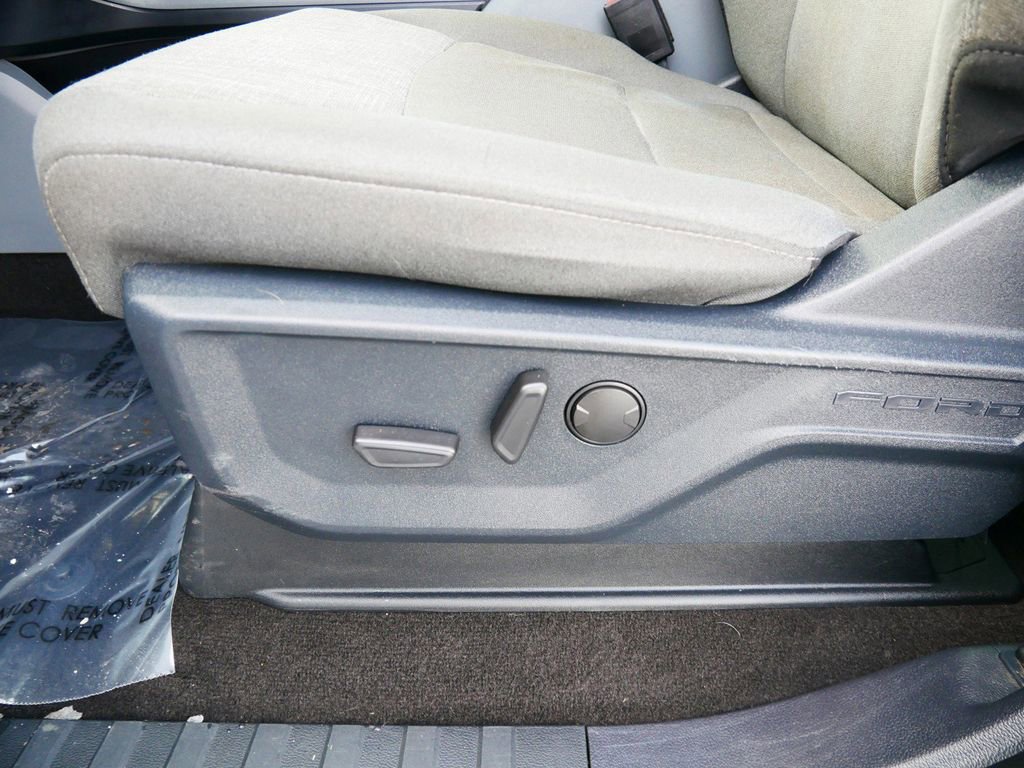 Certified 2022 Ford F150 XLT w/ Equipment Group 302A High image 8