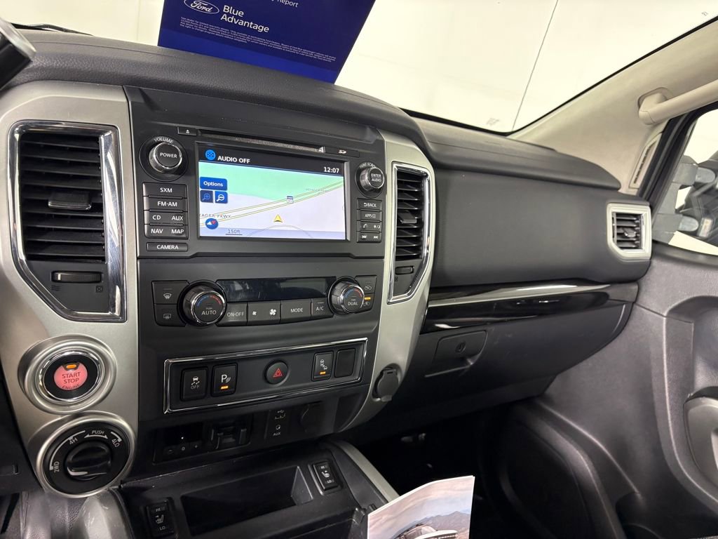 Used 2017 Nissan Titan SV image 19