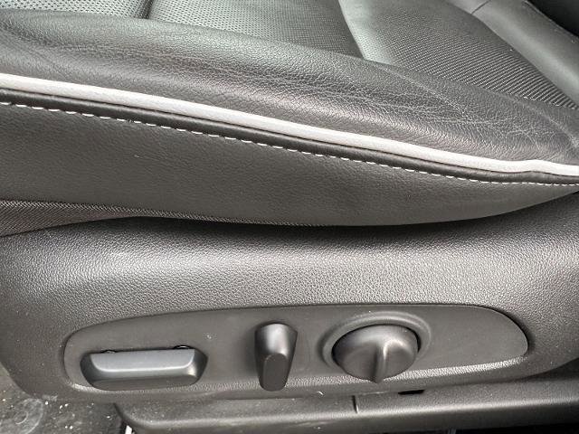 Used 2024 Buick Encore GX Avenir w/ Avenir Convenience Package image 14