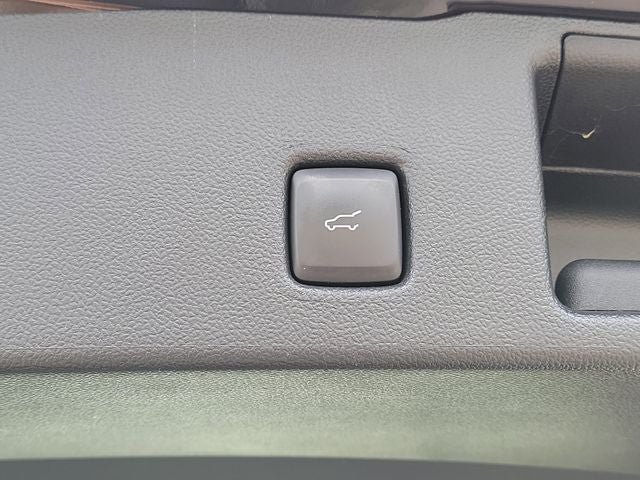 Certified 2023 Ford Escape ST-Line w/ Tech Pack #1 AWD/4WD image 27