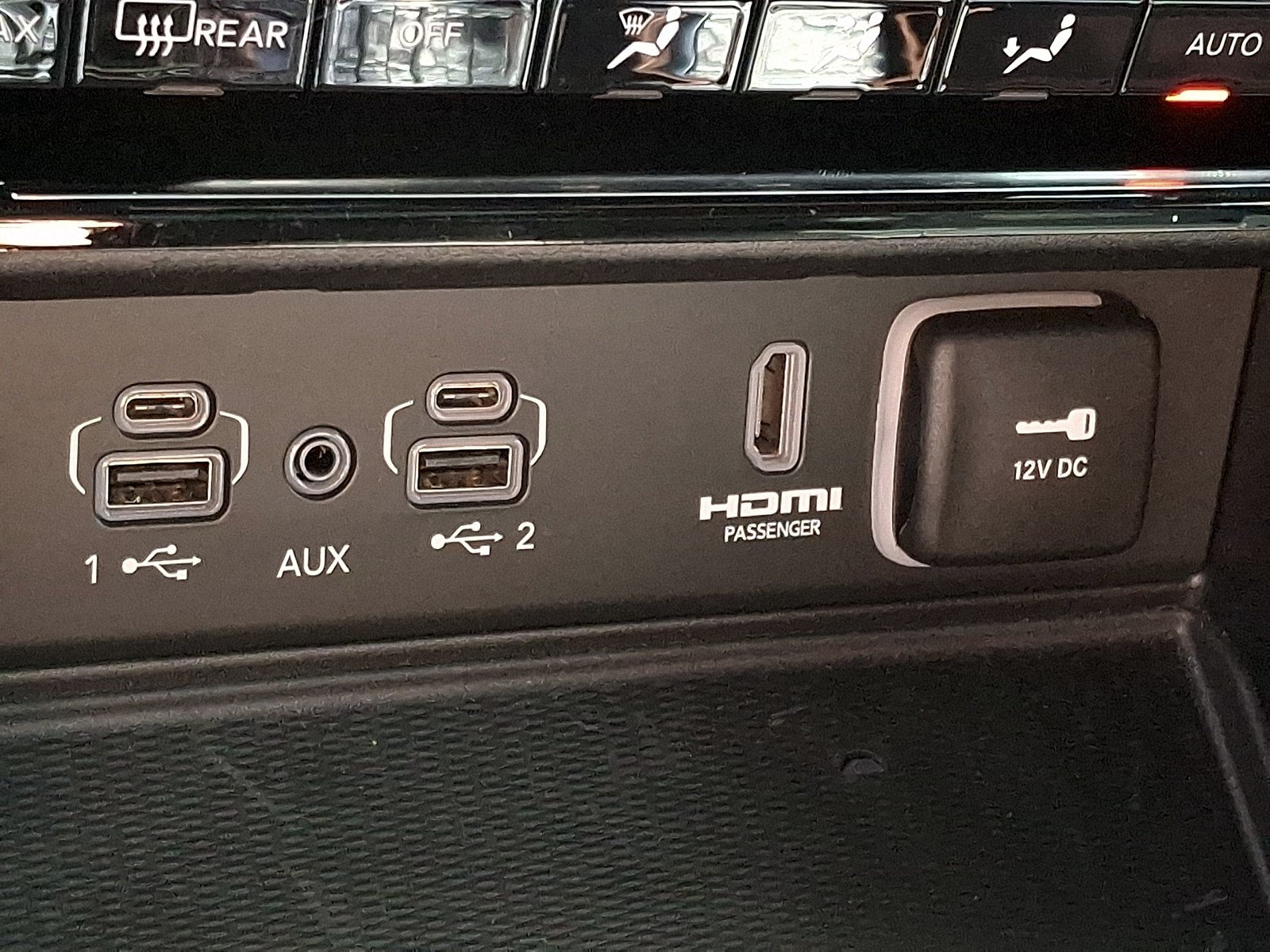 Used 2023 Jeep Grand Cherokee L Summit AWD/4WD image 24