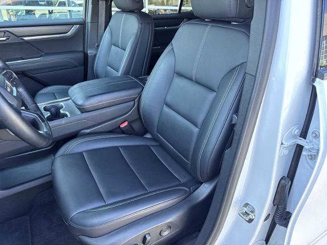 Used 2024 GMC Acadia Elevation AWD/4WD image 12