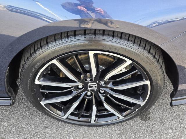 Used 2023 Honda Accord Touring image 21