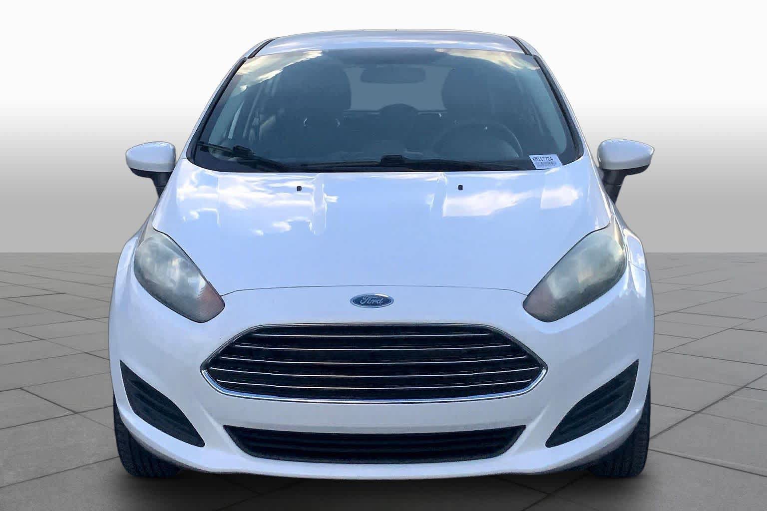 Certified 2019 Ford Fiesta SE FWD image 4