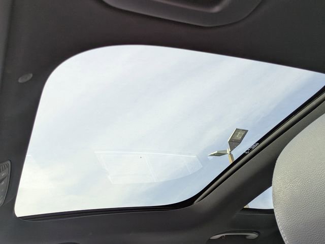 Used 2021 Mercedes-Benz E 350 4MATIC Sedan image 19