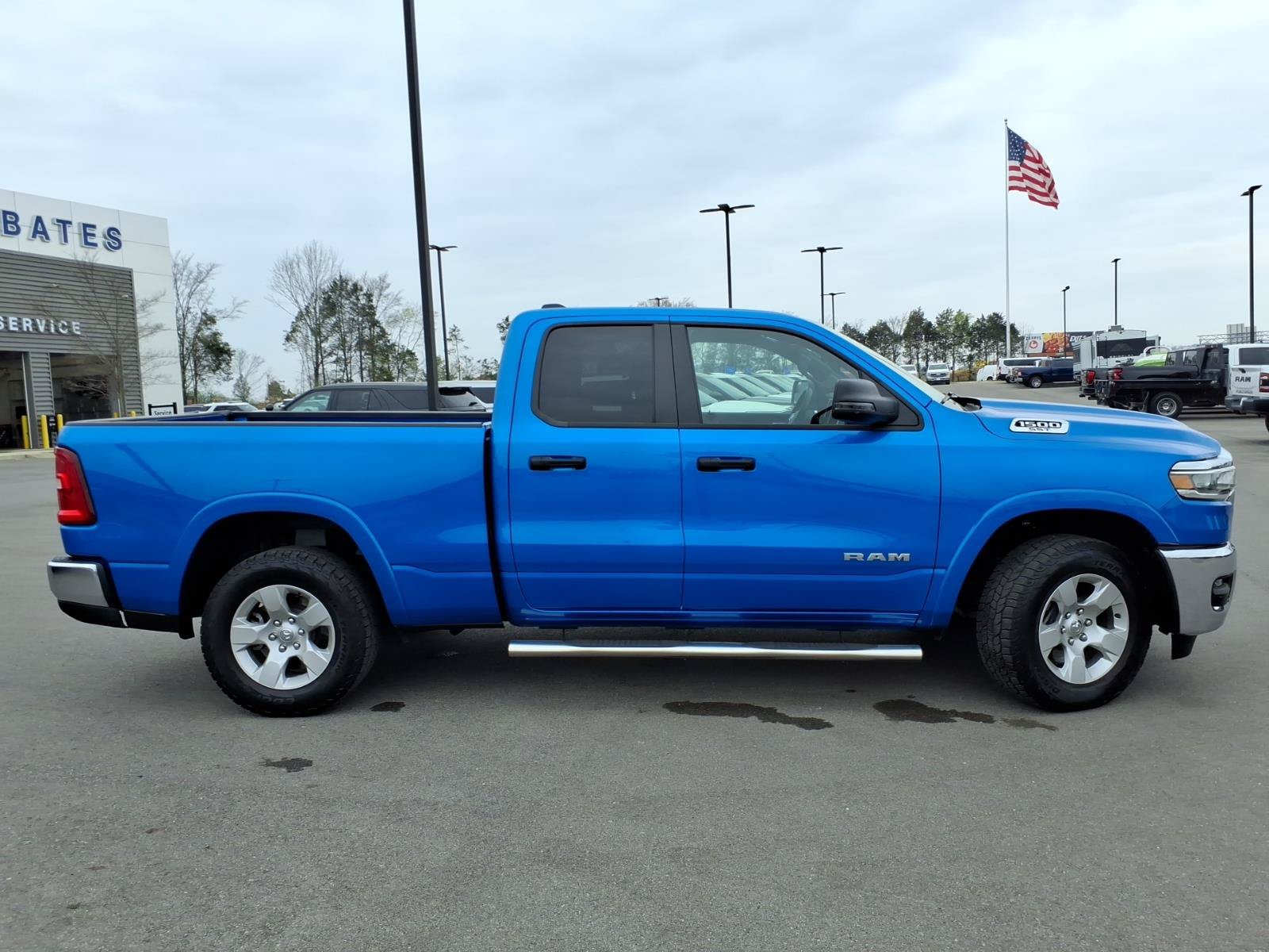 Used 2025 RAM 1500 Big Horn AWD/4WD image 2