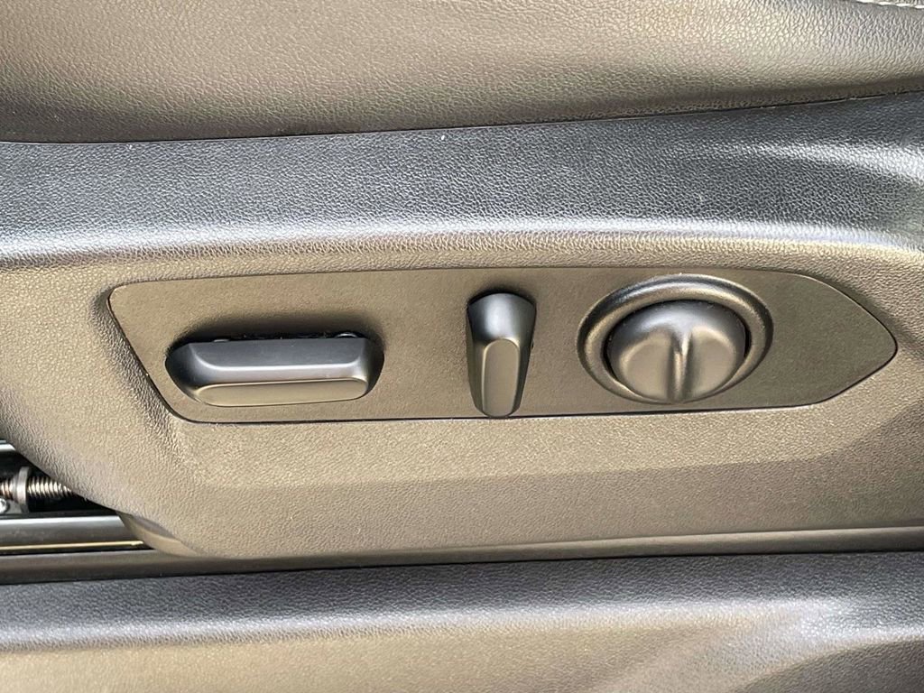 Used 2020 Chevrolet Silverado 1500 LTZ w/ LTZ Premium Package image 16