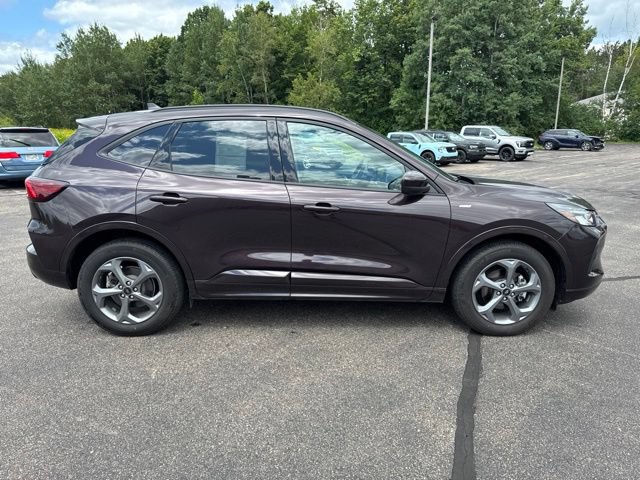 Certified 2023 Ford Escape ST-Line Select w/ Tech Pack #2 AWD/4WD image 10