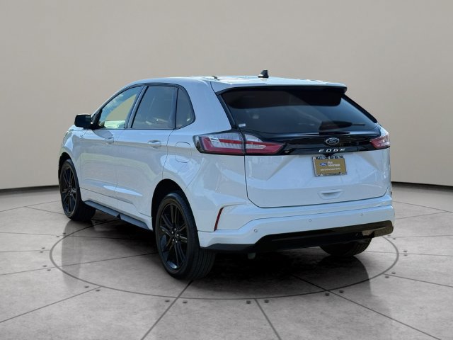 Certified 2024 Ford Edge ST-Line AWD/4WD image 9