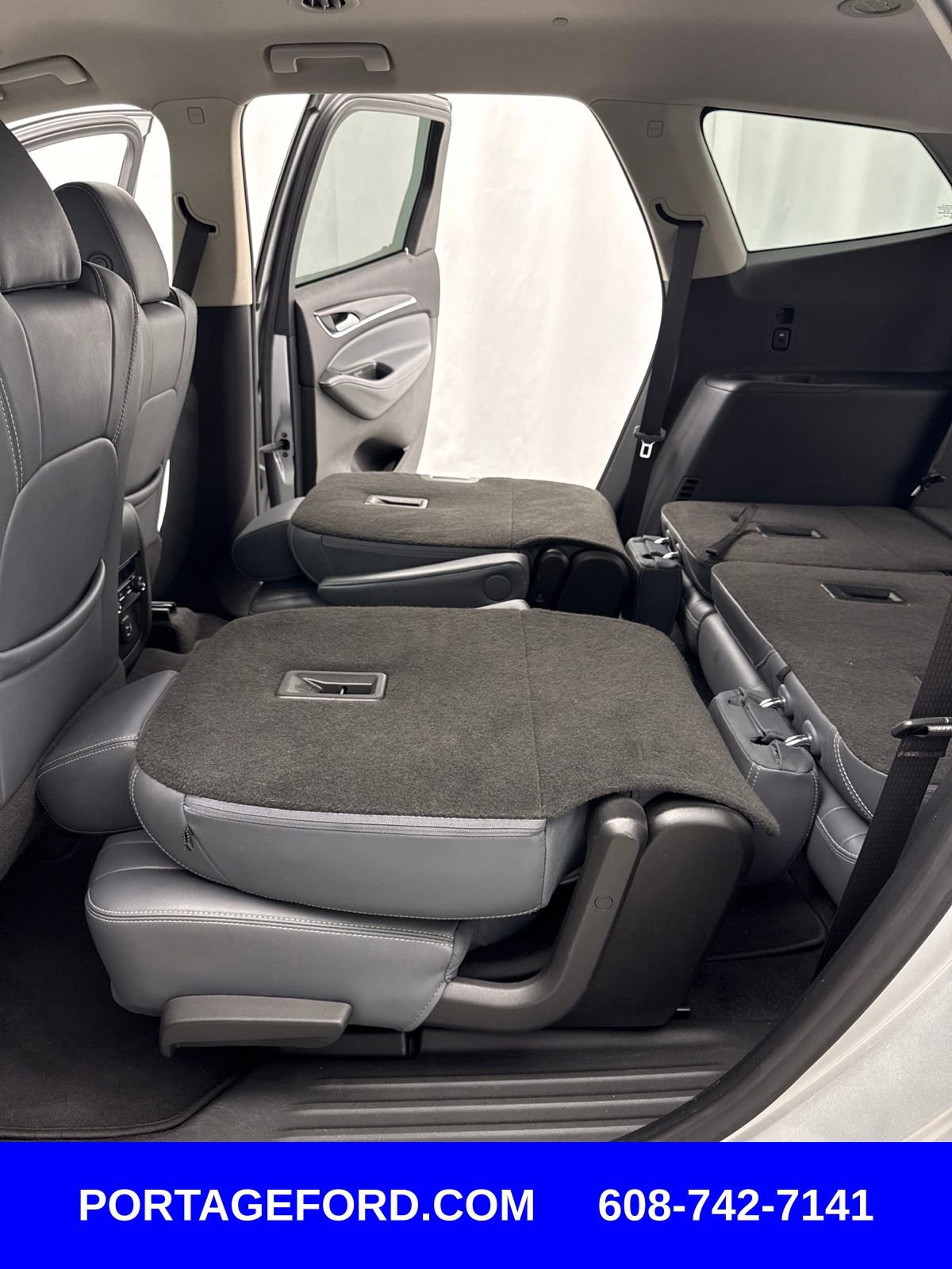 Used 2021 Buick Enclave Essence FWD image 39