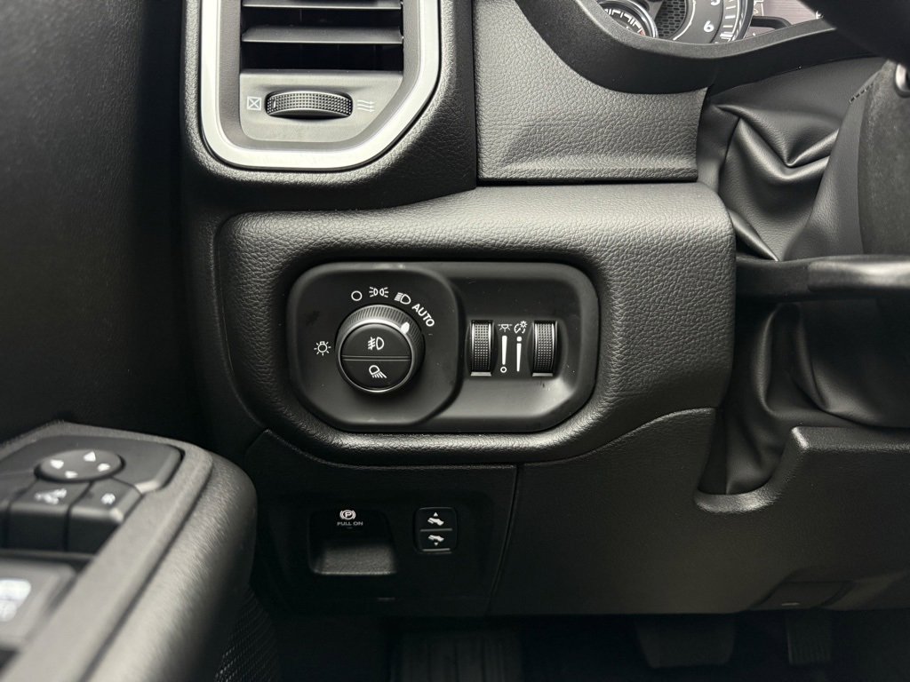 Used 2025 RAM 1500 Big Horn image 13