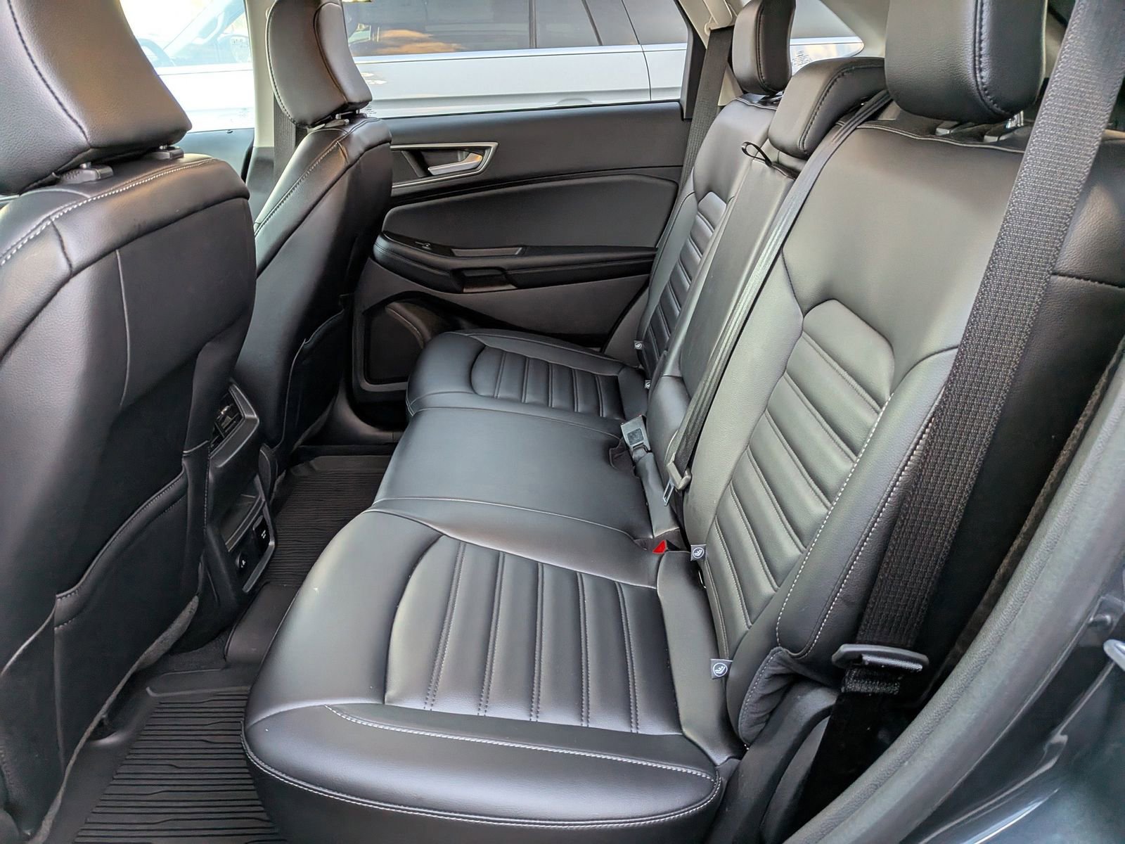 Certified 2024 Ford Edge SEL w/ Convenience Package image 16