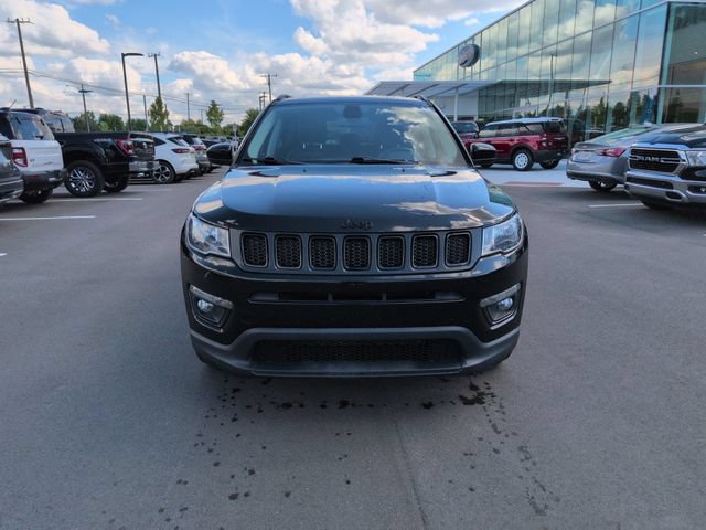 Used 2019 Jeep Compass Latitude FWD image 2