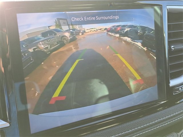 Used 2021 Chrysler Pacifica Touring-L w/ Uconnect Theater Family Group image 14