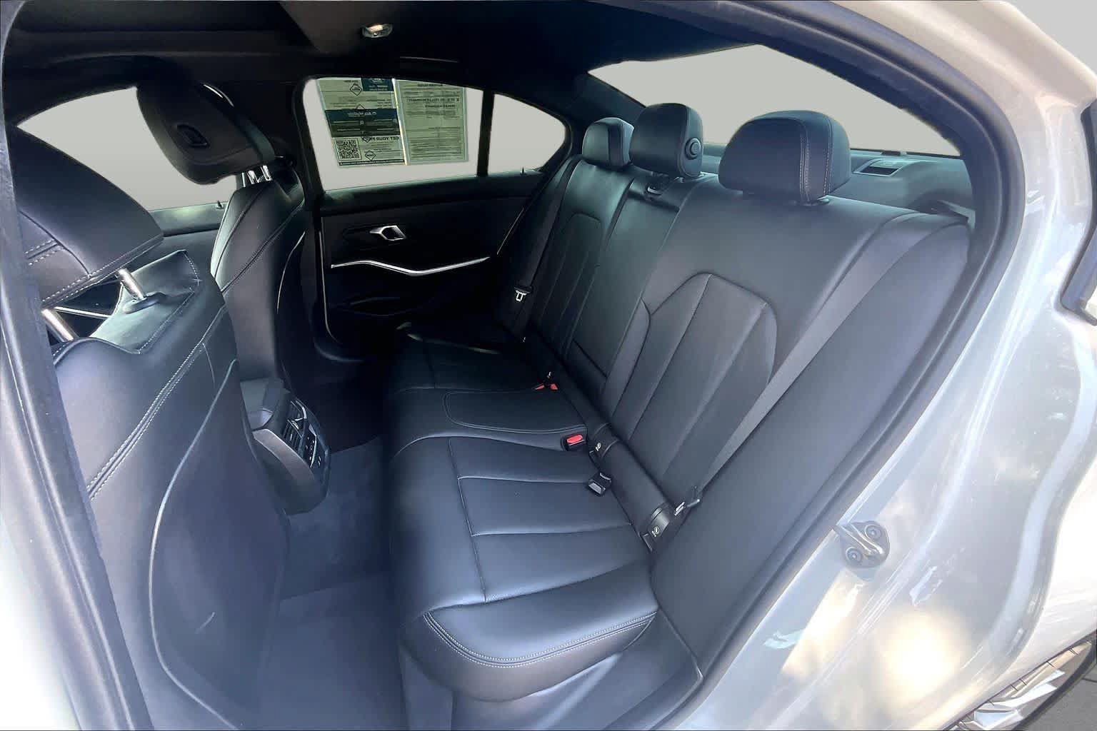Used 2024 BMW 330i Sedan w/ Convenience Package RWD image 21