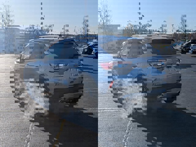 Certified 2022 Ford Escape SE image 3