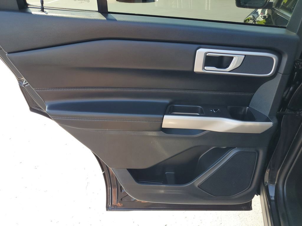 Certified 2023 Ford Explorer XLT w/ Equipment Group 202A image 26