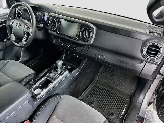 Used 2020 Toyota Tacoma TRD Sport RWD image 31