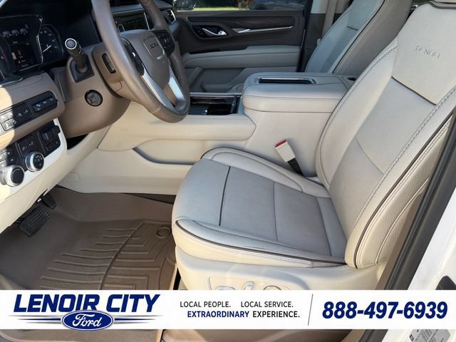 Used 2021 GMC Yukon Denali w/ Denali Premium Package AWD/4WD image 10