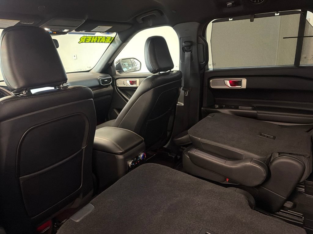 Certified 2020 Ford Explorer Limited w/ Hybrid Equipment Group 310A AWD/4WD image 27