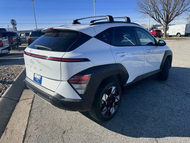 Used 2025 Hyundai Kona SEL image 8
