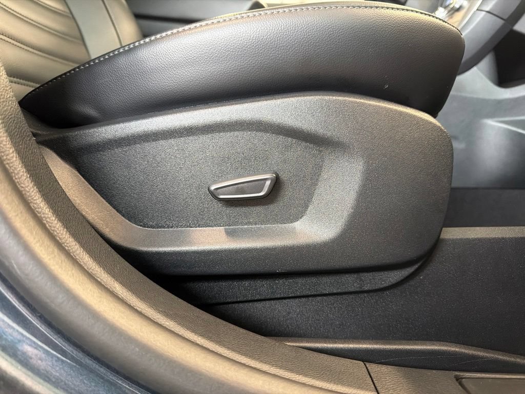 Certified 2024 Ford Edge SEL w/ Convenience Package AWD/4WD image 96