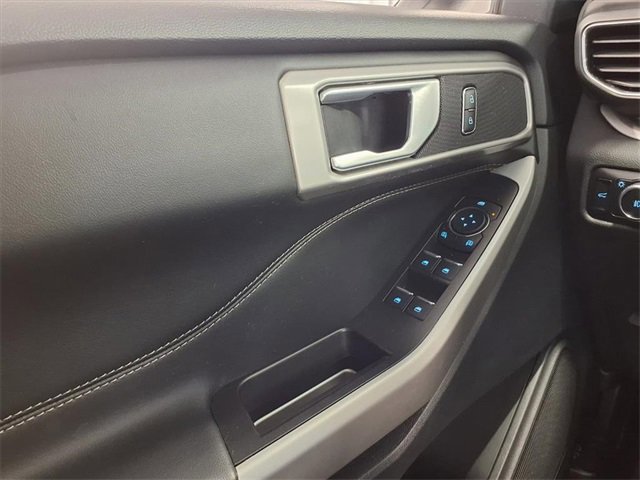 Certified 2023 Ford Explorer XLT w/ Equipment Group 202A image 28