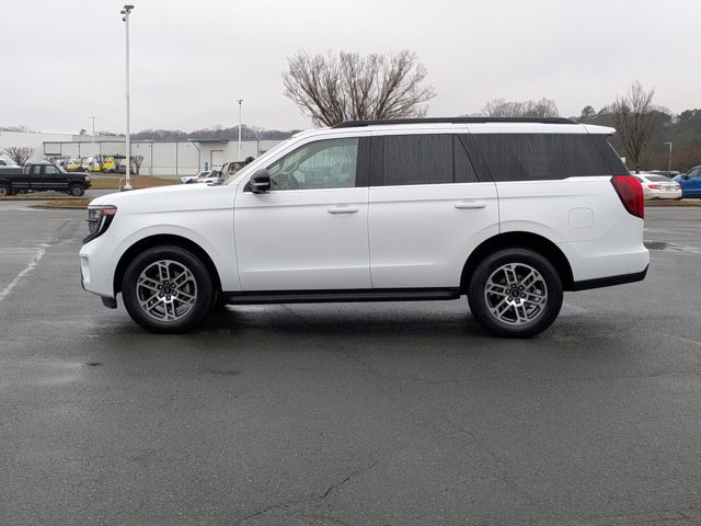 Certified 2025 Ford Expedition Active image 2