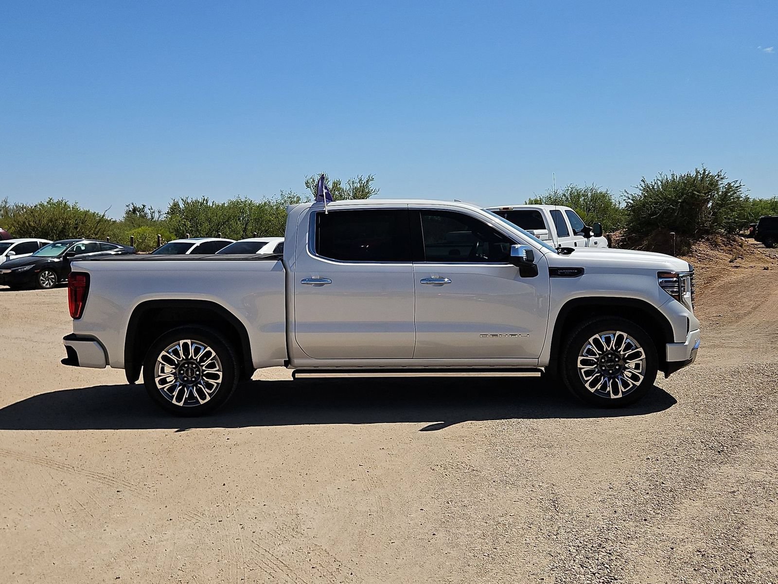 Used 2025 GMC Sierra 1500 Denali Ultimate AWD/4WD image 4