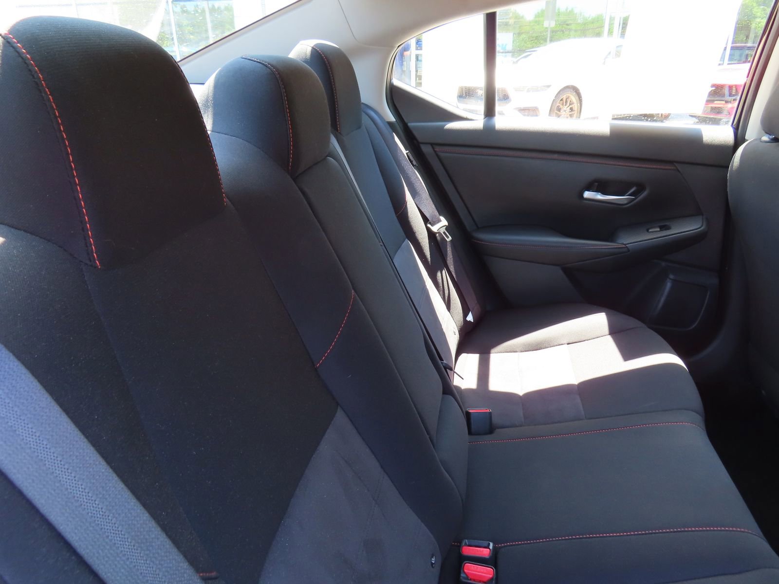 Used 2025 Nissan Sentra SR w/ Midnight Edition FWD image 33