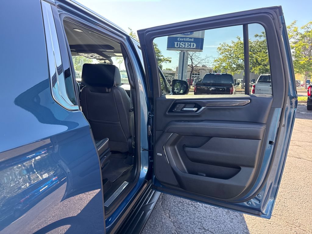 Used 2026 GMC Yukon XL Elevation w/ Elevation Premium Package AWD/4WD image 27