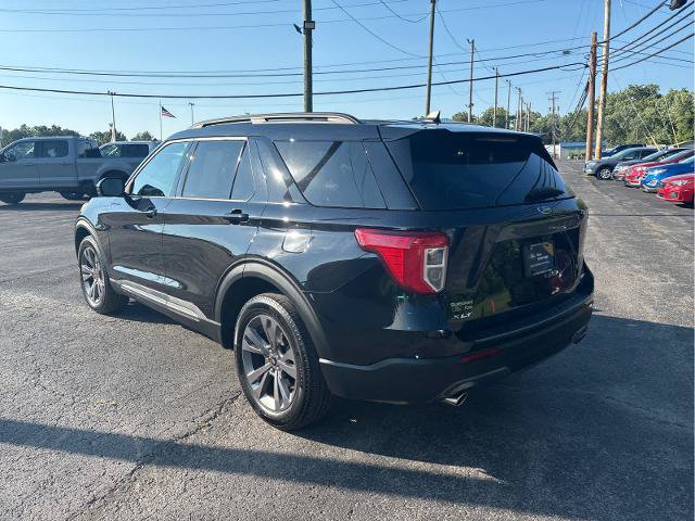 Certified 2024 Ford Explorer XLT w/ Equipment Group 202A AWD/4WD image 9