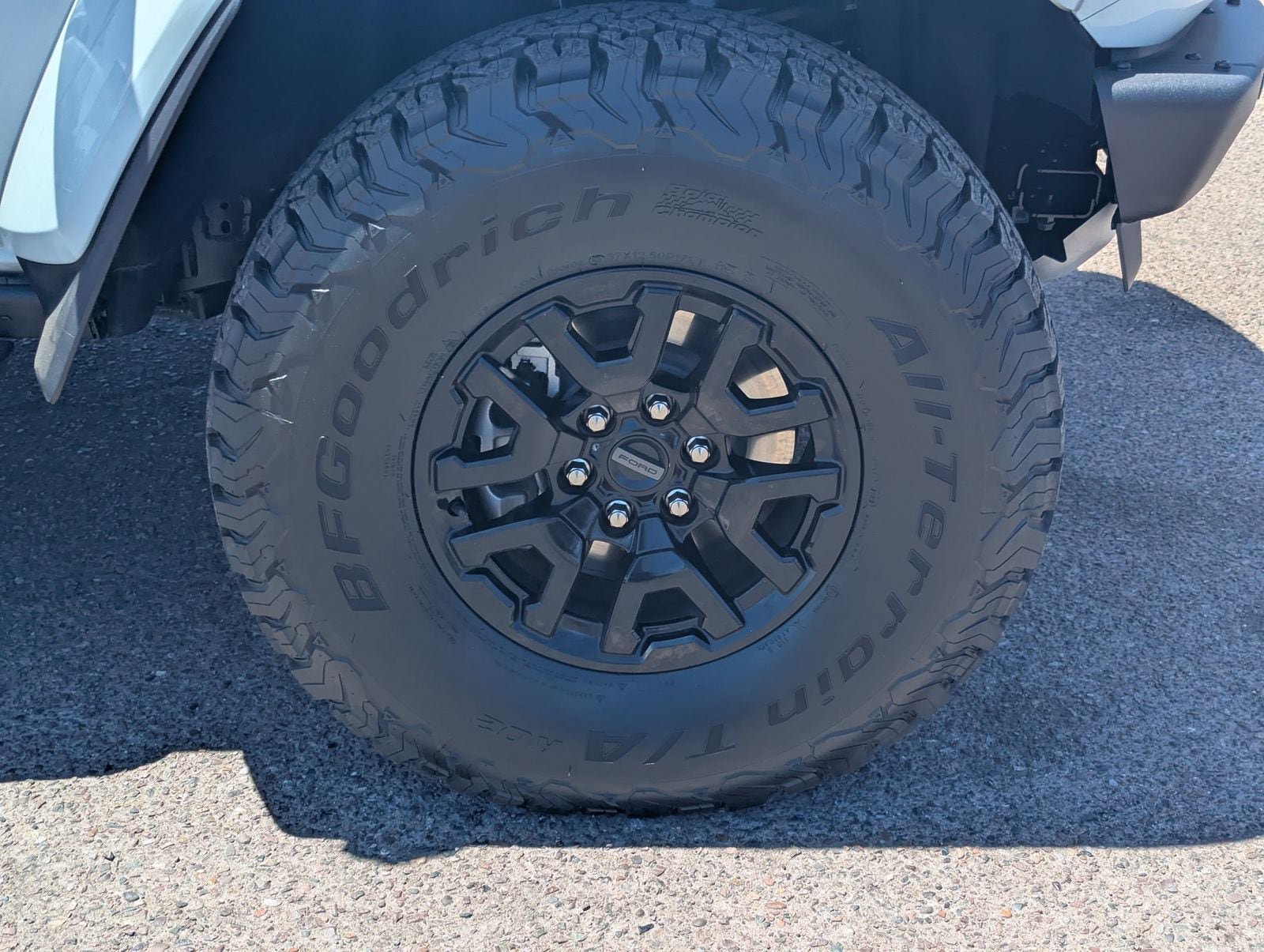 Certified 2024 Ford Bronco Raptor w/ Interior Carbon Fiber Pack 6 AWD/4WD image 8