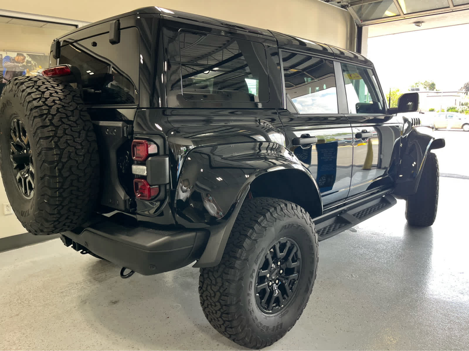 Certified 2025 Ford Bronco Raptor AWD/4WD image 9