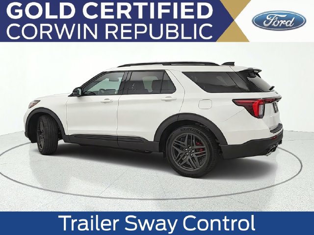 Certified 2026 Ford Explorer ST AWD/4WD image 4