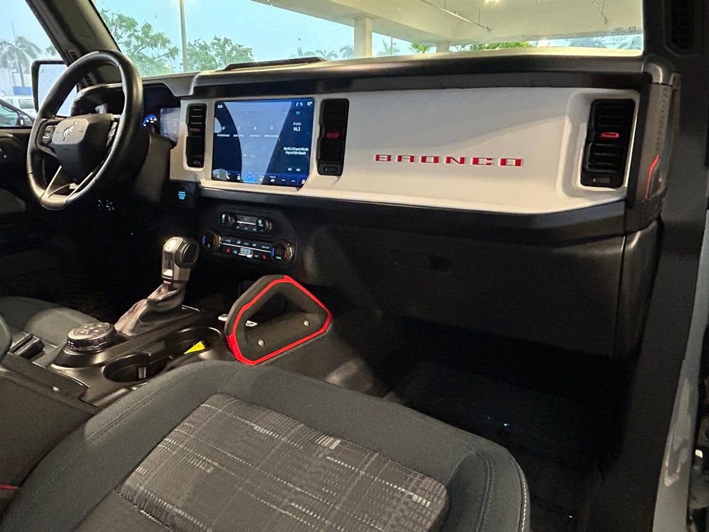 Certified 2024 Ford Bronco Heritage Edition image 28