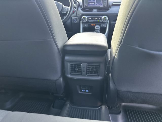 Used 2022 Toyota RAV4 XLE w/ Convenience Package FWD image 24