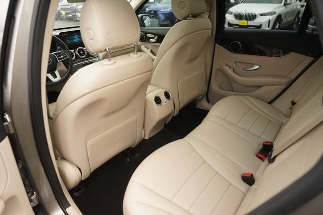 Used 2022 Mercedes-Benz GLC 300 image 12
