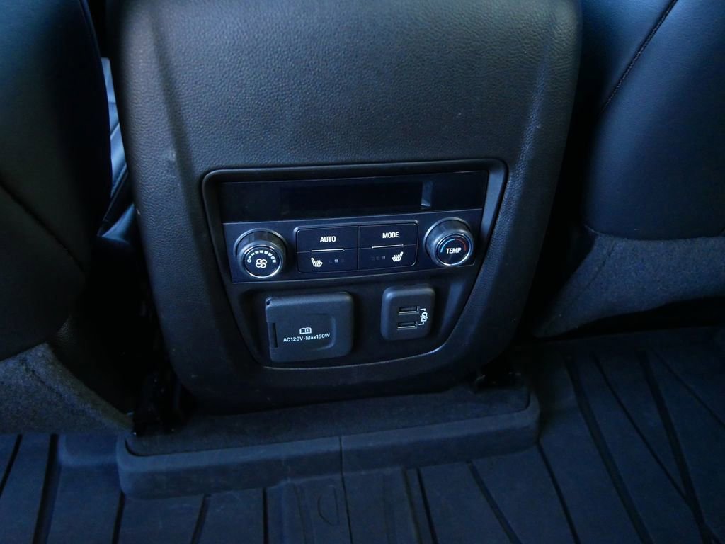 Used 2022 Buick Enclave Avenir image 20