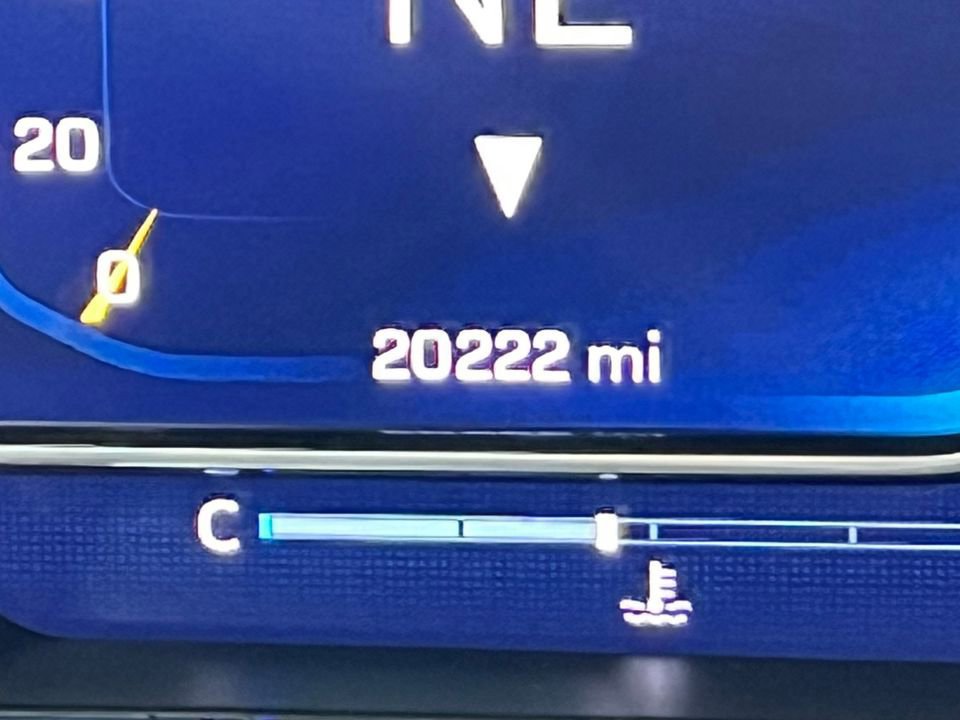 Used 2024 Chevrolet Silverado 1500 ZR2 image 13