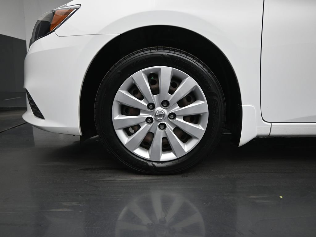 Used 2019 Nissan Sentra S FWD image 22