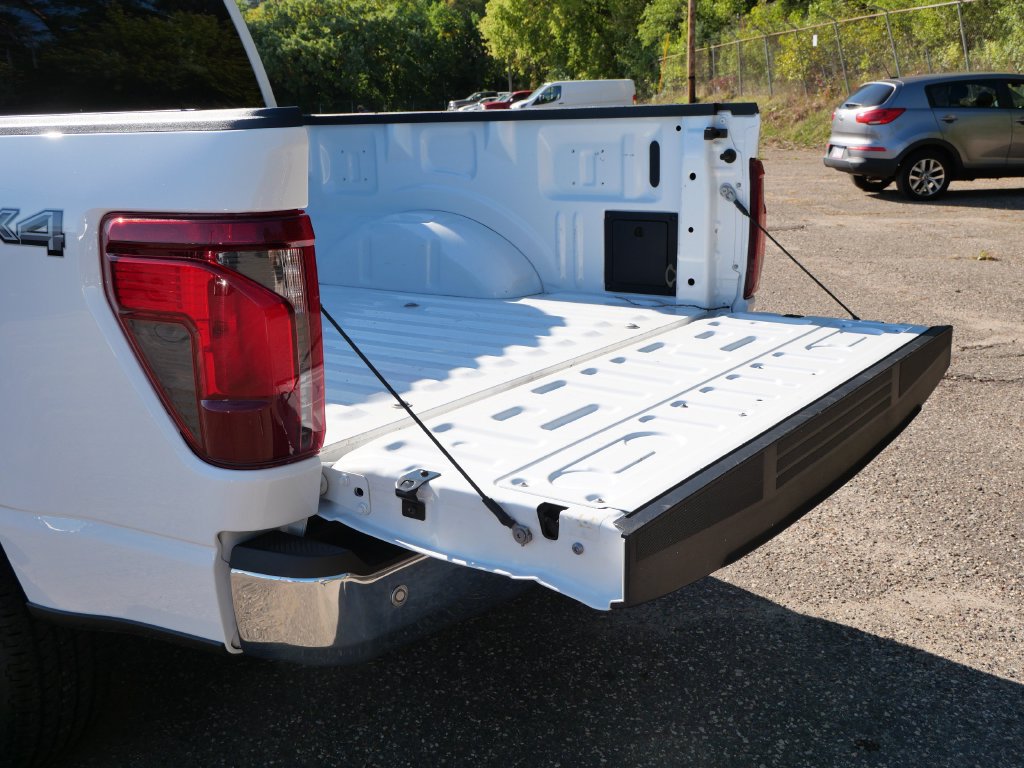 Certified 2025 Ford F150 XLT w/ Equipment Group 301A Standard AWD/4WD image 9