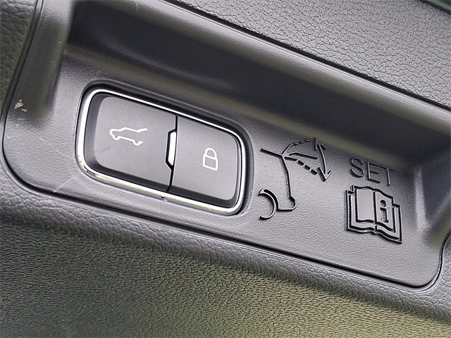 Certified 2025 Ford Explorer ST image 32