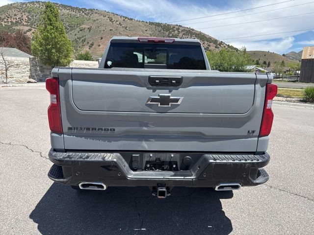 Used 2024 Chevrolet Silverado 1500 LT Trail Boss w/ LT Trail Boss Premium Package AWD/4WD image 7