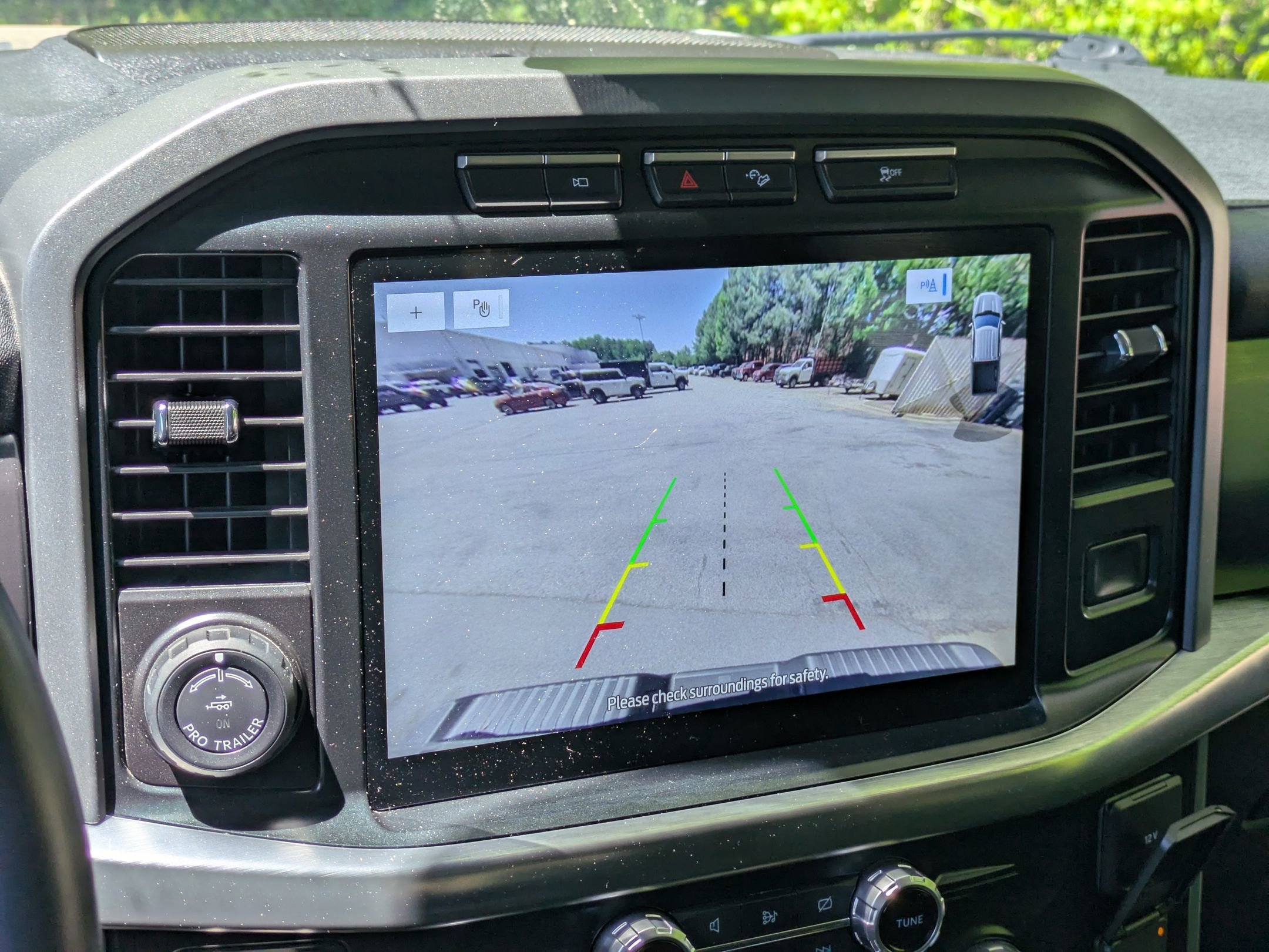 Certified 2022 Ford F150 Lariat w/ Max Trailer Tow Package AWD/4WD image 22